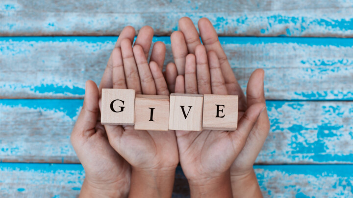 GIVING – There is no better way to give! Public Interest Registry