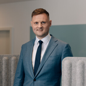 Dr. Christopher Stief CEO of DATA CASTLE