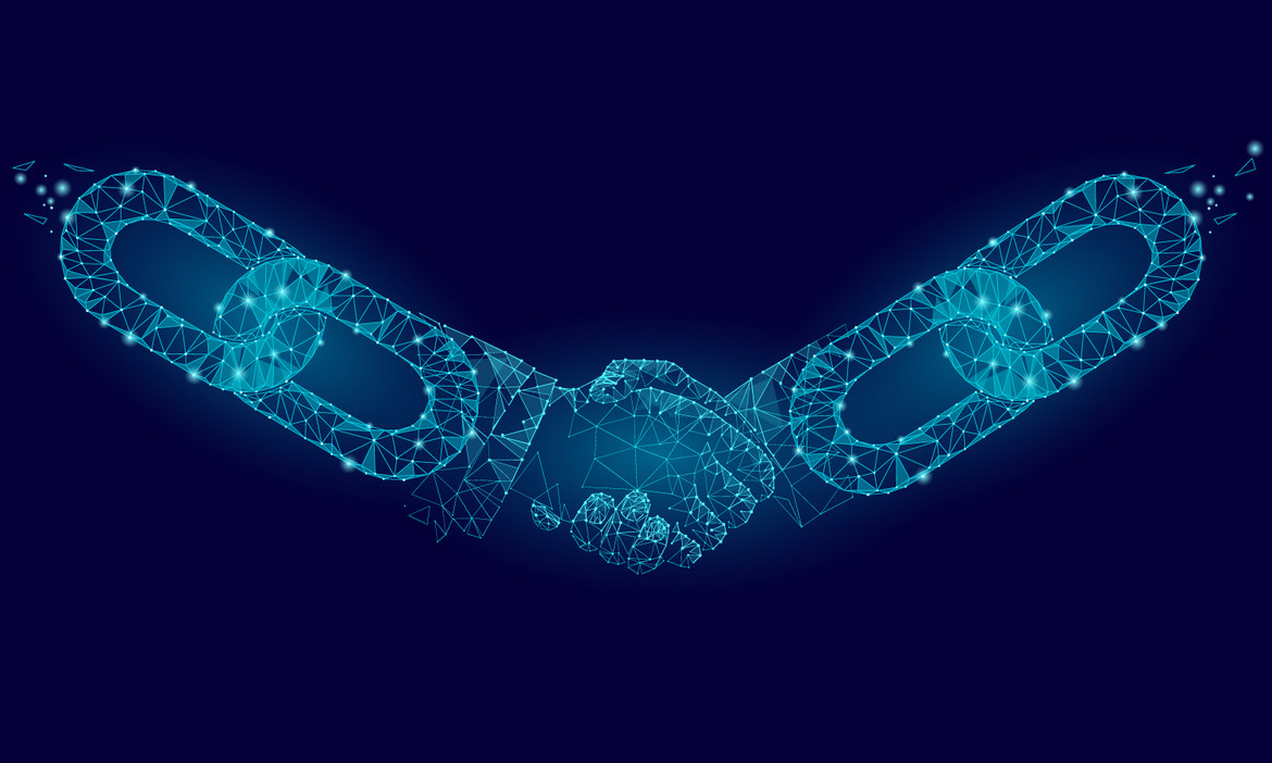 Smart Contract Security – Expect and Deal with Attacks Smart Contract Security – Expect and Deal with Attacks
