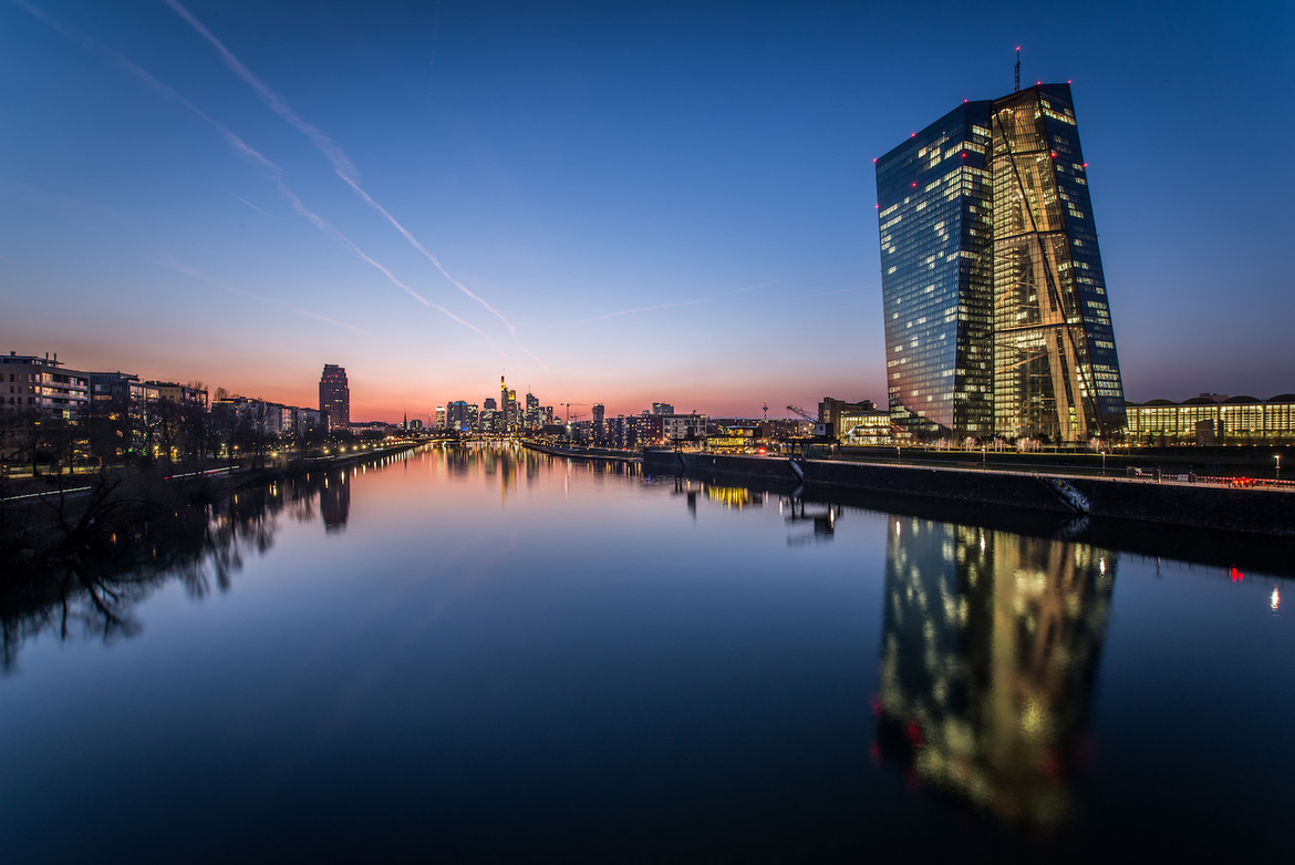 Frankfurt Data Center Market: Constantly Adapting as the Baseline for Digital Transformation Frankfurt Data Center Market: Constantly Adapting as the Baseline for Digital Transformation